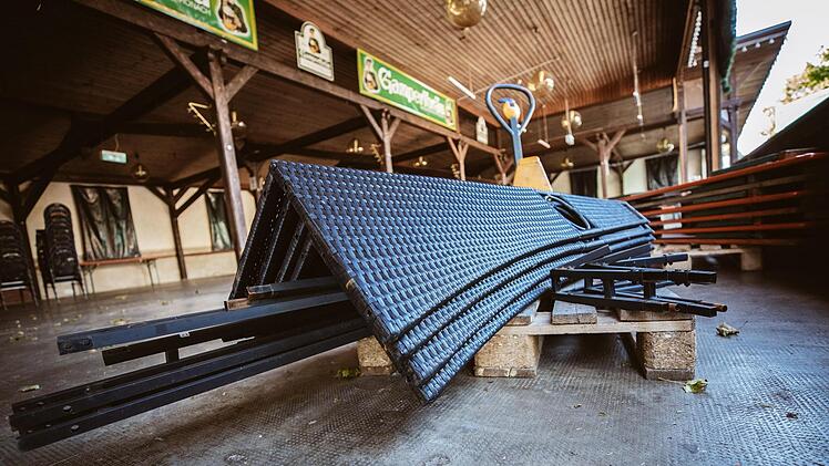 Der Aufbau beim Freischießen läuft. Foto: Marian Hamacher