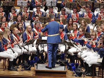 Das Durchschnittsalter der jungen Musiker im Jugendmusikkorps beträgt 15 Jahre, doch auch jüngere sind dabei. Foto: Peter Klopf