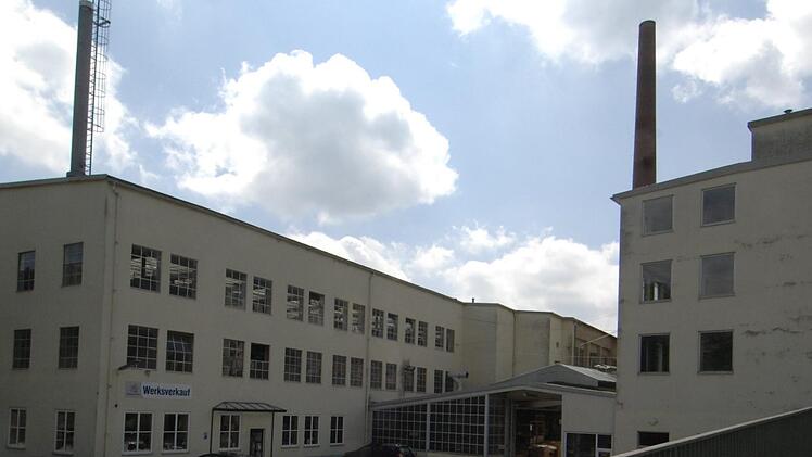 1984 waren in der Porzellanfabrik noch 200 Mitarbeiter beschäftigt. Jetzt müssen die letzten 15 gehen. Foto: Archiv