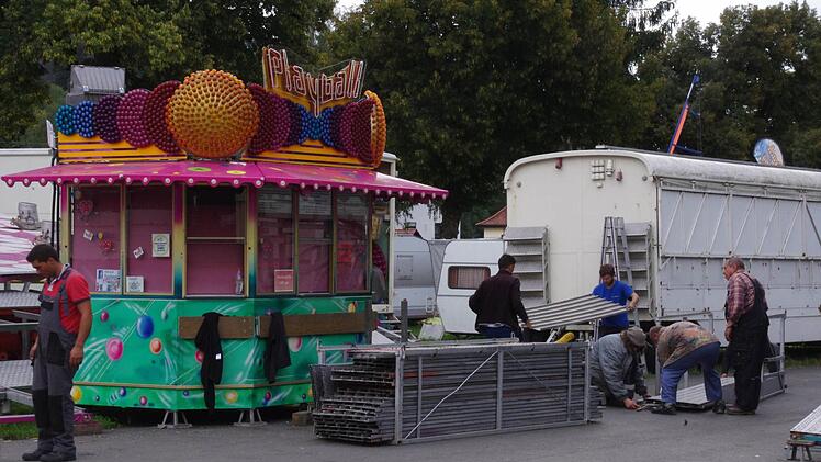 Reger Betrieb herrscht am Fahrgeschäft Playball. Foto: Marco Meißner