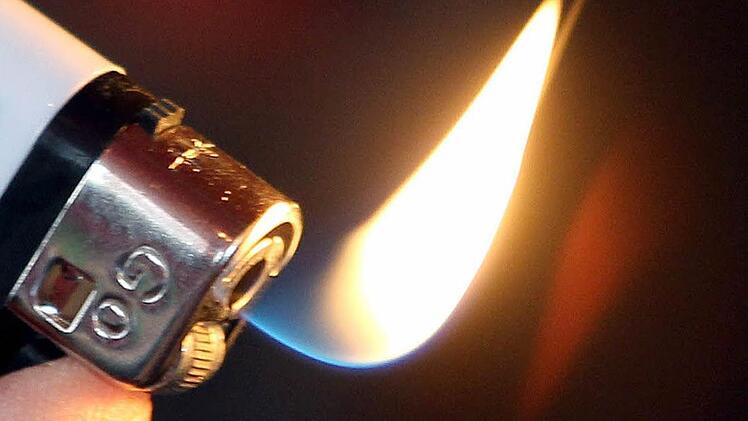 Symbolbild Brandserie im Kreis Lichtenfels, Mann gesteht die Taten Foto: dpa