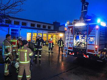 In einer Schule der Lebenshilfe im unterfränkischen Stettfeld ist am Mittwoch ein Feuer ausgebrochen. Foto: News5/Merzbach