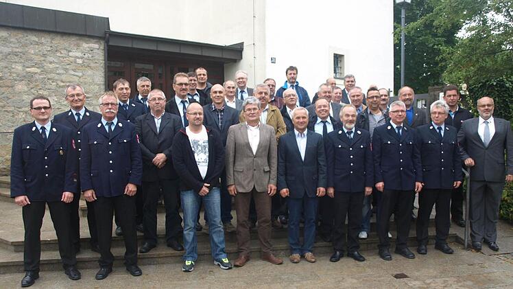 40 und 25 Jahre sind diese Männer schon bei der Freiwilligen Feuerwehr Rottershausen.