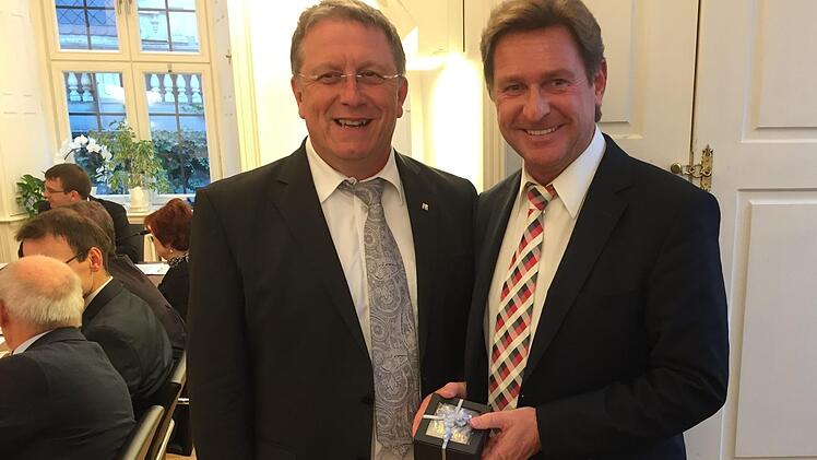 OB Henry Schramm und MdL Rainer Ludwig (rechts) Foto: Ulrike Michael