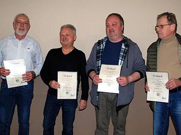 Für 40 Jahre im Sportanglerverein Bad Kissingen wurden geehrt (von links): Alfred Liebl, Norbert Larbig, Ralf Kimmel und Norbert Guse. Foto: Peter Rauch