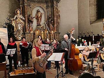 Die Oberleichtersbacher & Friends gaben am 4.  Advent ein besonderes Kirchenkonzert.