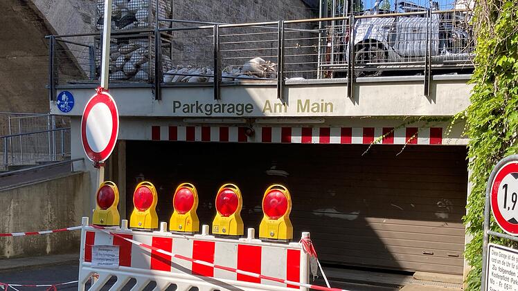 Kitzingen: Nach massiven Überschwemmungen - Parkgarage am Main wieder geöffnet