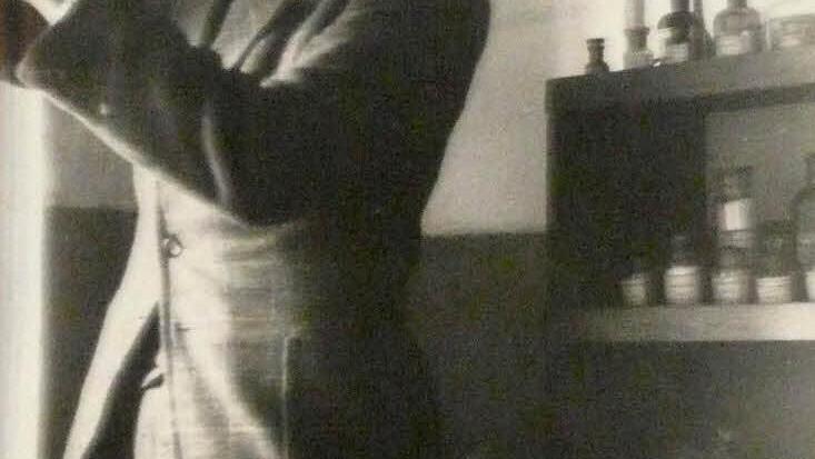 Wie der Vater so der Sohn: Auch Sigmund Bauer liebte chemische Experimente.