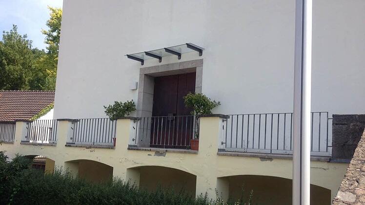 Eine für dieses Jahr vorgesehene Renovierung der Außenanlage der Ramsthaler Kirche mit 50 000 Euro wurde in das kommende Jahr verschoben.