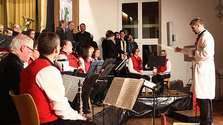 Lukas "Udo" Breitenbach hat den Abend perfekt gemeistert. Foto: Thomas Dill