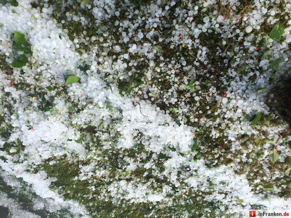 Kleines aber starkes Unwetter zog über Nürnberg