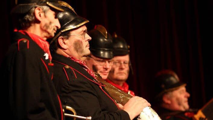 Sie sind Kult, nicht nur beim Franken-Faschin: Die Altneihauser Feierwehrkapell'n. Foto: Katja Nauer
