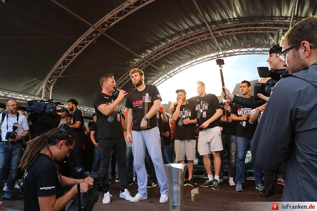 Brose-Baskit zum  achten mal Meister; Foto: Barbara Herbst