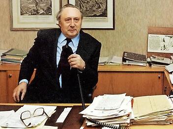 Dr.-Ing. E. h. Georg Schaeffler in seinem Büro im Jahr 1992  Foto: Schaeffler