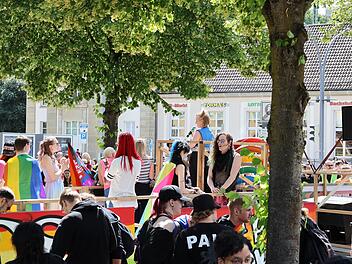 CSD in Coburg: Organisator berichtet von "Beleidigungen und Spuckattacken"