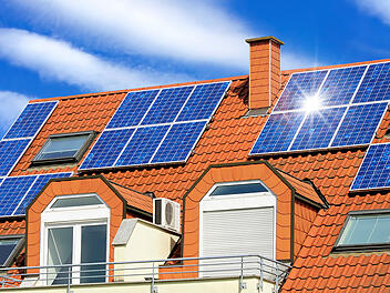 Energy Sharing, Solarstrom, Photovoltaik, Strom teilen, Nachbar