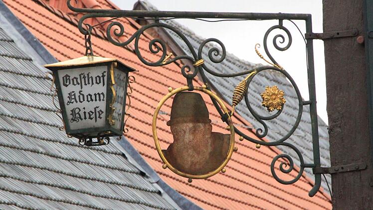 Steht leer: Der Gasthof "Adam Riese" Foto: Matthias Einwag