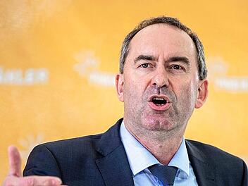 Hubert Aiwanger spricht sich gegen Kinder-Impfpflicht aus