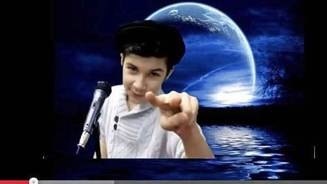 Schon jetzt gibt es von Dylan Papermoon ein paar Filmchen auf Youtube.  Screenshot: Youtube