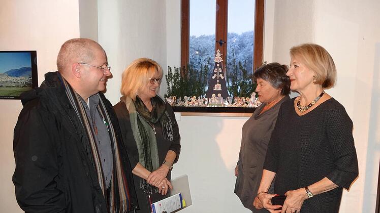 Von links: Pater Rainer Treutlein, Dr. Astrid Hedrich-Scherf, Karin Küster und Gudrun Wirths. Foto: Marion Eckert