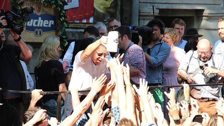 Anstich zur Bergkirchweih 2017 Foro: Christian Bauriedel