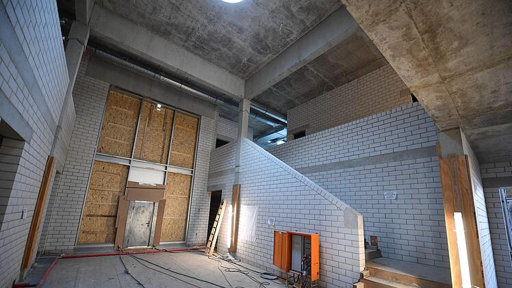 Eindrücke vom neuen Hallstadter Feuerwehrgelände und -Bau.Foto: Ronald Rinklef
