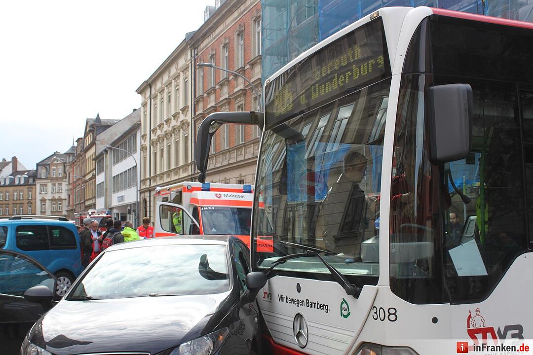 Unfall mit Linienbus in Bamberg