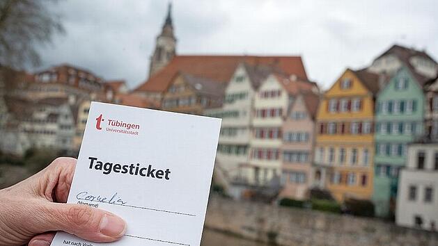 Wer einen Schnelltest absolviert hat, erhält ein Tagesticket fürs Einkaufen: Was in Tübingen funktioniert, wünscht sich OB Ingo Lehmann nun auch für Kulmbach.