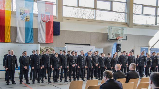 Feier zur Beförderung von Lehrgangsabsolventen des Bundespolizei-Ausbildungs- und Förderungszentrums Oerlenbach zu Polizeimeistern und -meisterinnen. Frank Dölling