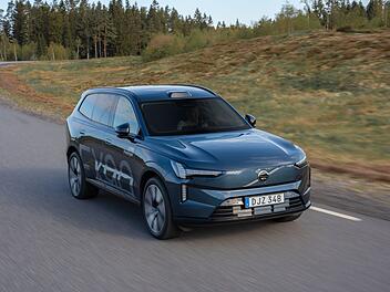 Fahransicht des Volvo EX90