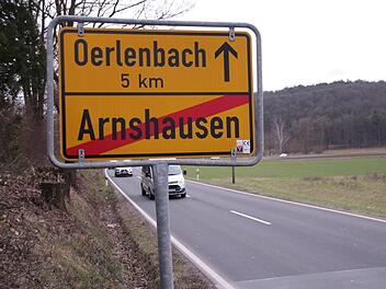 Die B286 alt soll nun doch auf einer Strecke von 1,5 Kilometern komplett zurückgebaut werden.