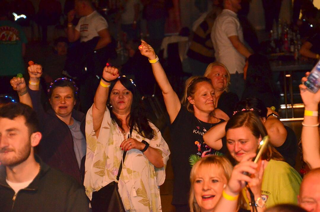 MALLE PARTY mit DJ Ratzi