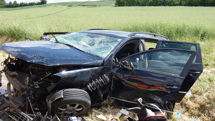 Eine Familie aus dem Landkreis Bad Kissingen verungl&uuml;ckte bei K&ouml;nigsberg auf dem Weg zu einer Geburtstagsfeier.