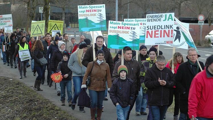 Demonstration gegen die Südlink-Stromtrasse in Römershag/Bad Brückenau. Foto: Sebastian Schmitt-Mathea