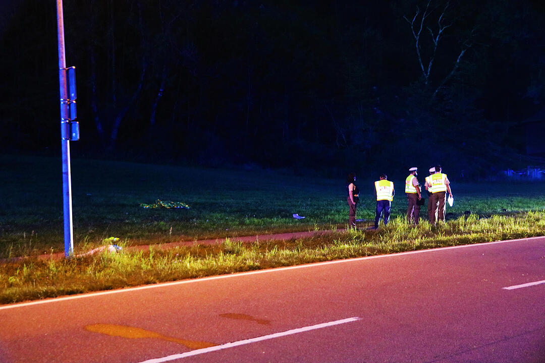 Allgäu: Motorrad schleudert in Familie – Mutter und Sohn sterben