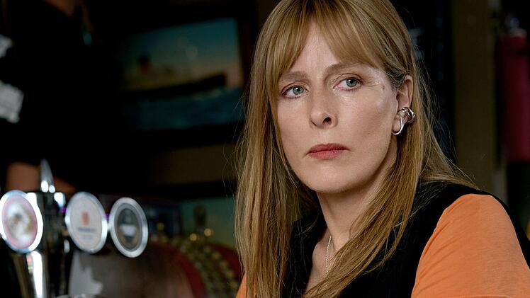 Journalistin H&eacute;l&egrave;ne (Karin Viard) hilft Alice bei der Suche nach Tom.