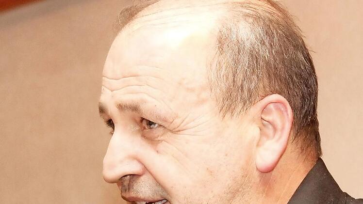Hans Ort wurde auf der Hauptversammlung als Vorsitzender im Amt bestätigt. Foto: R. Sänger