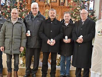 Arnold Kalt (Zweiter v. r.) war vierundzwanzig Jahre Kirchenpfleger.
