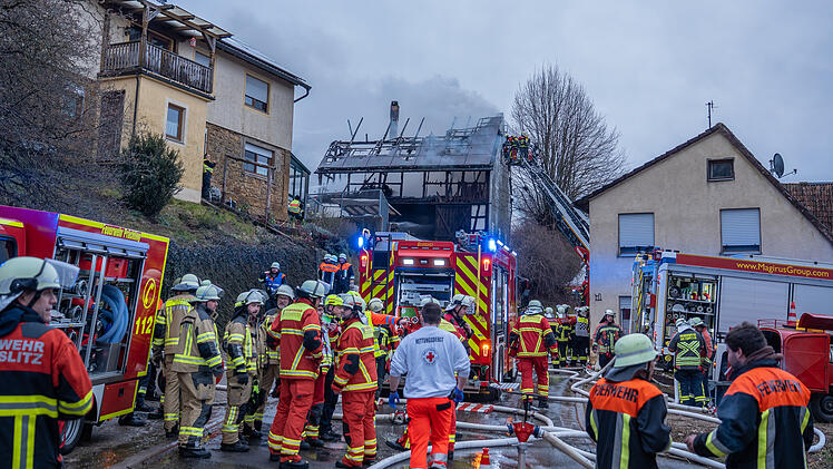 Scheune im Kreis Lichtenfels in Vollbrand