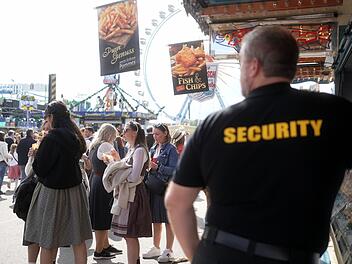 Das M&uuml;nchner Oktoberfest ist ein Ort, an dem es nicht zuletzt durch den Alkoholkonsum h&auml;ufig zu Konflikten kommt.