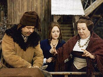 "Drei Haselnüsse für Aschenbrödel"- in diesem Jahr schon fast 20 Mal im Fernsehprogramm. Foto: Archiv/dpa