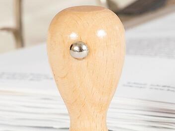 Schuldner sollen bei den Inkassogebühren entlastet werden. Foto: dpa