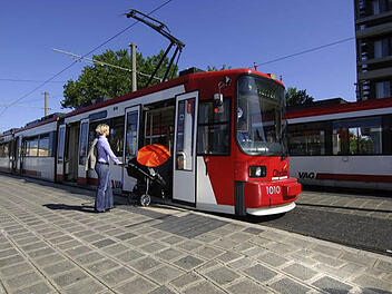 Nürnberg: Neue Straßenbahn-Linien 10 und 11 gestartet - "attraktive Direktverbindungen und dichtere Takte"