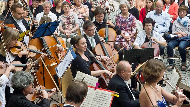 Impressionen von der Serenade mit dem Collegium musicum auf der Veste CoburgFoto: Jochen Berger