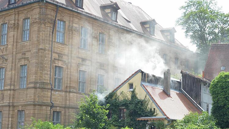 Am Samstag war ein Haus nahe der Villa Concordia in Bamberg in Brand geraten. Foto: Ronald Rinklef