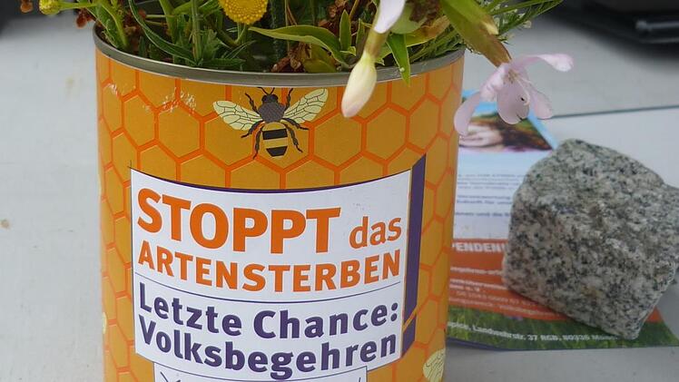 Das landkreisweite Aktionsbündnis sammelt am Sonntag in Ebern Unterschriften. Thomas Ort