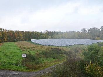 Der Solarpark Motschental liefert mehr Strom als prognostiziert. Fotos: Rainer Lutz