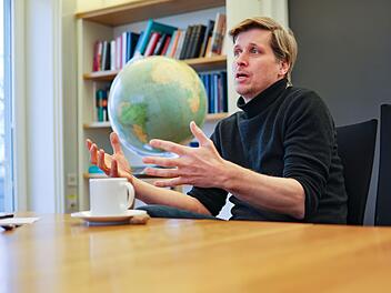 &Ouml;konom Schularick in Kiel