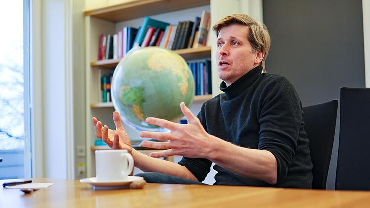 &Ouml;konom Schularick in Kiel