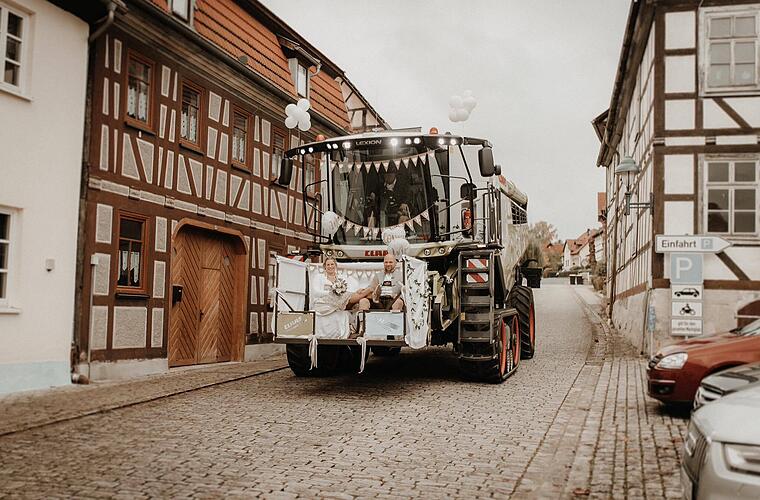 Kreis Coburg: Ehepaar erfüllt sich Hochzeitstraum - "absolut geniale Idee"